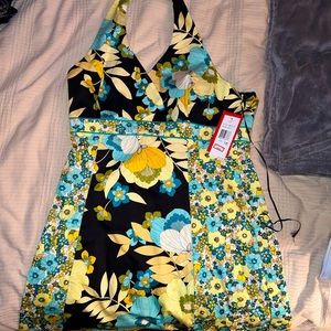 Floral dress with open back